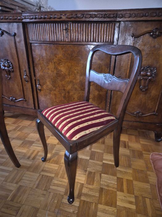 Odnowione drewniane krzesło vintage / klasyczne – po renowacji 4 szt