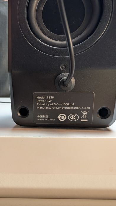 Colunas de Som PC Lenovo Thinkplus TS38 RGB (6W / USB + Jack 3.5mm)