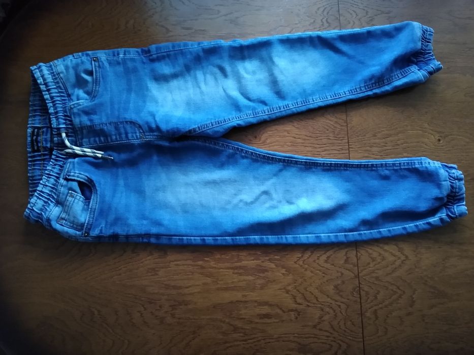 Spodnie jeansowe Reserved chłopięce