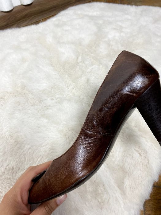 Czółenka Ryłko 37 brązowe skórzane naturalna skóra na obcasie