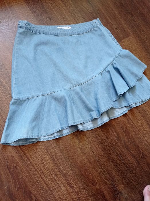 Новая джинсовая юбка с воланом Sinsay xs s m