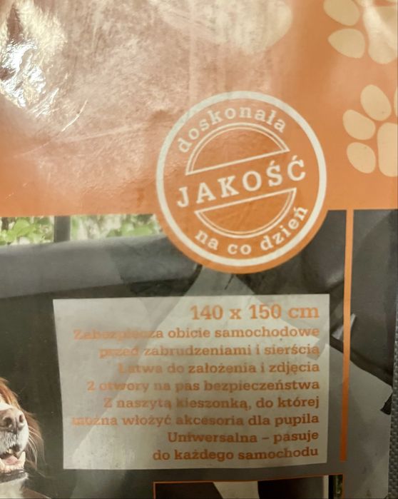 Mata samochodowa dla psa