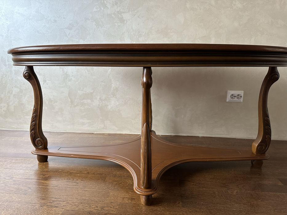 Стіл журнальний, столик