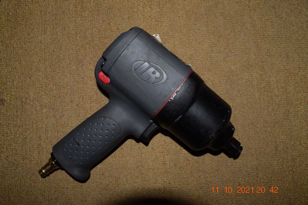 Klusz udarowy pneumatyczny