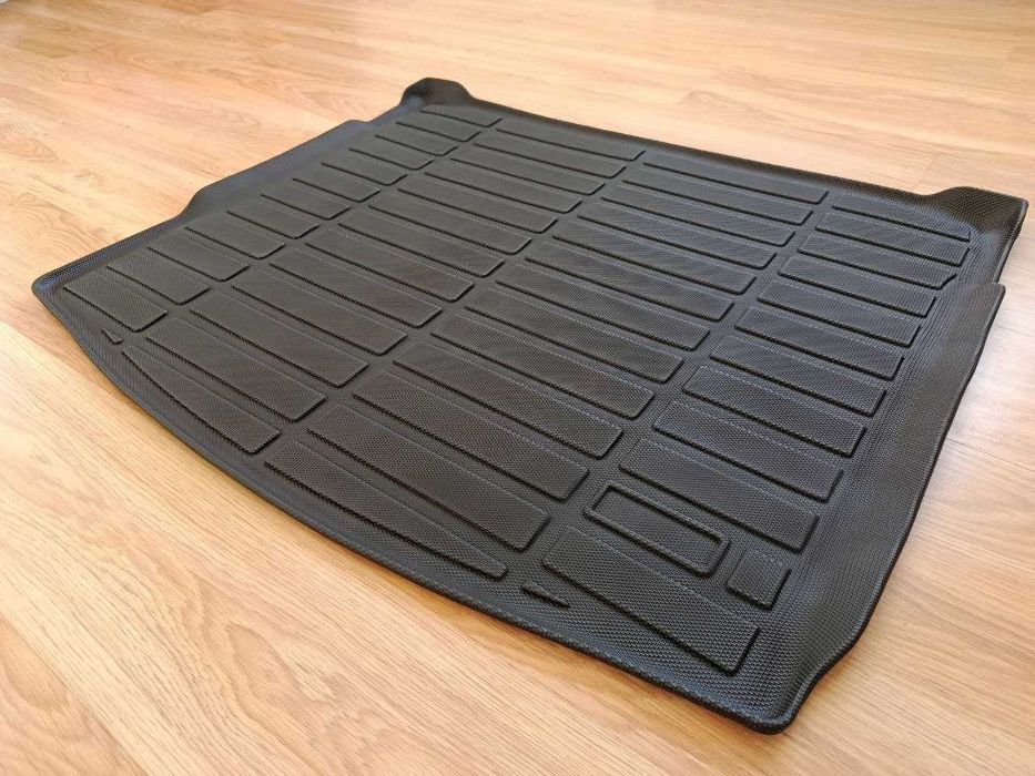 Оригинальный 3D коврик Jeep Compass 2017-2025 полік в багажник Компас