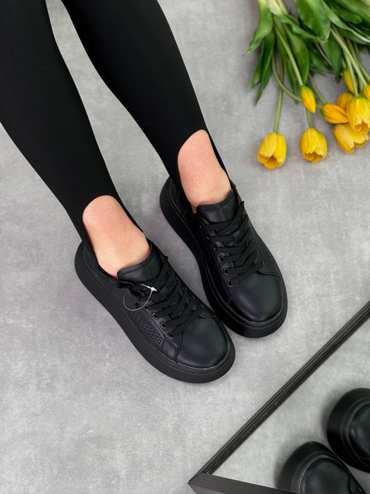 Кросівки натуральна шкіра