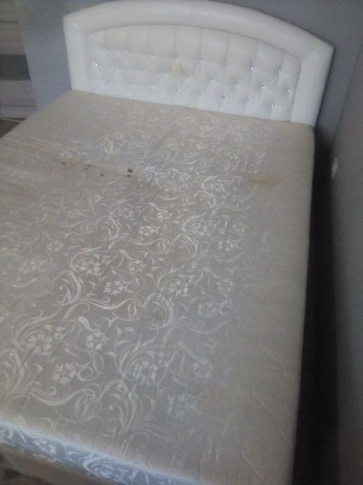 Продам кровать  б/у