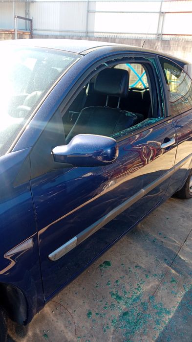 Porta frente esquerda RENAULT Megane II (BM0/1_, CM0/1_)