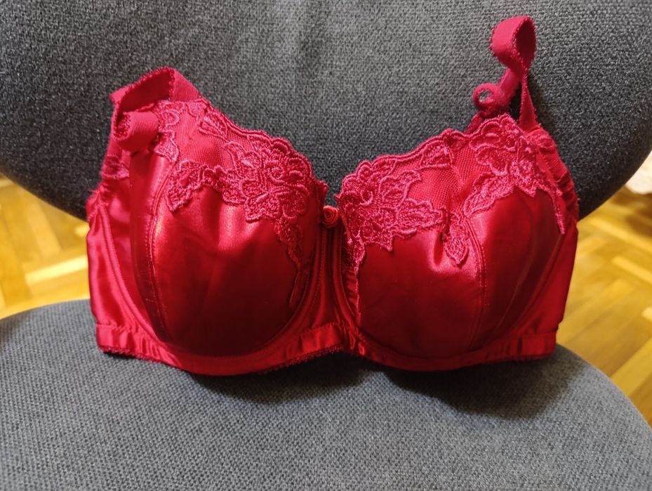 Бюстгальтер  70 D, 70 E