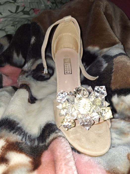 Sprzedam buty R 36