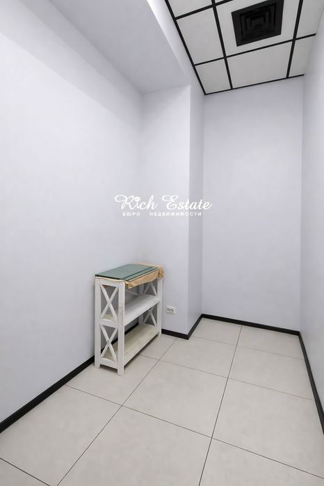 Краща пропозиція Центр, Фасадне приміщення, Липківського 25, Вокзальна