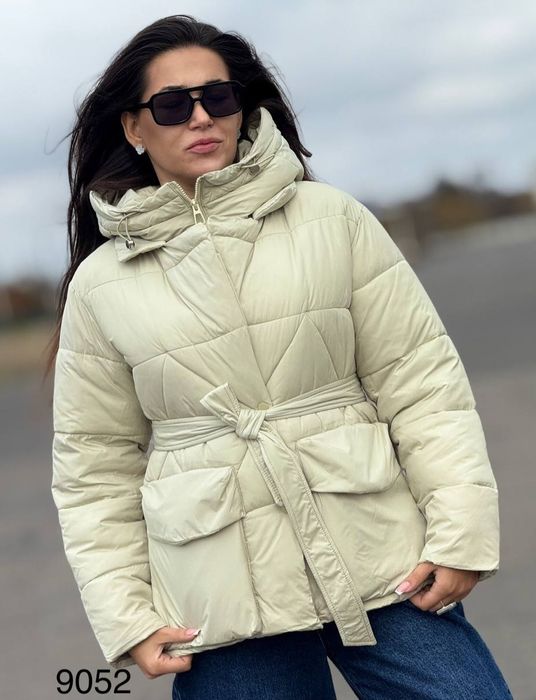 Жіноча куртка демісезон