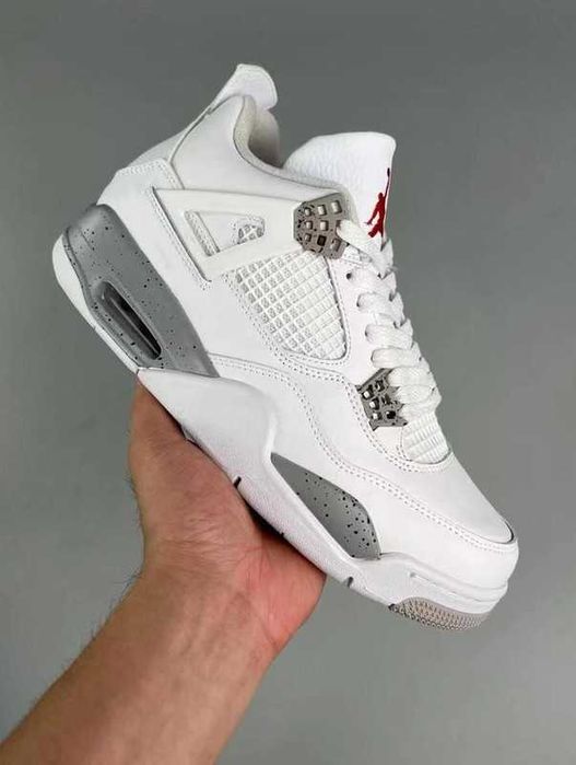 Buty do koszykówki_Jordan_4_Retro_White_Oreo R.44