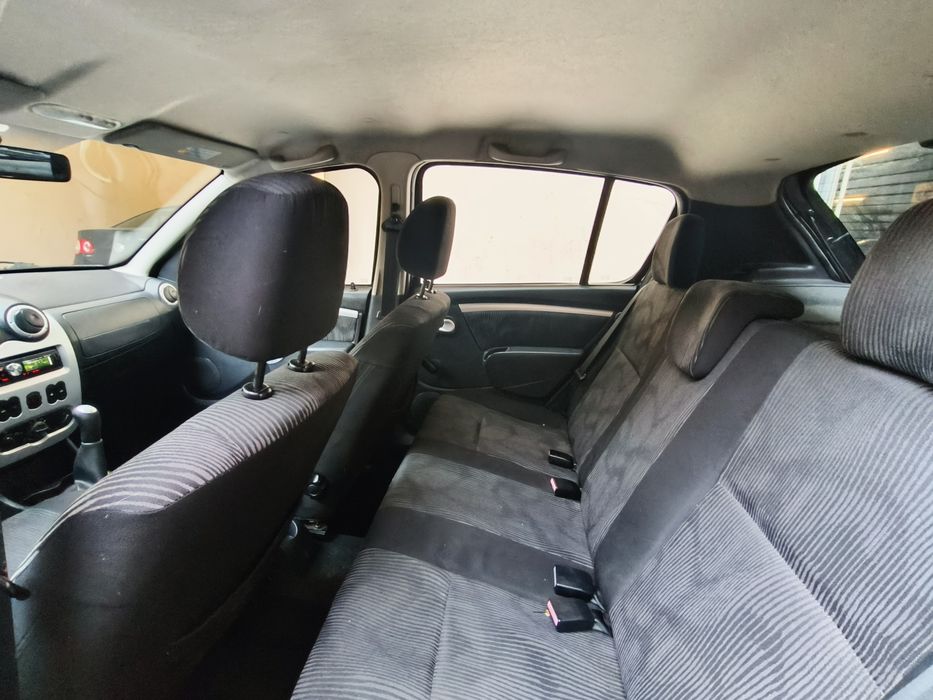 Dacia Sandero 1.2 16v Confort  apenas 140 mil kms