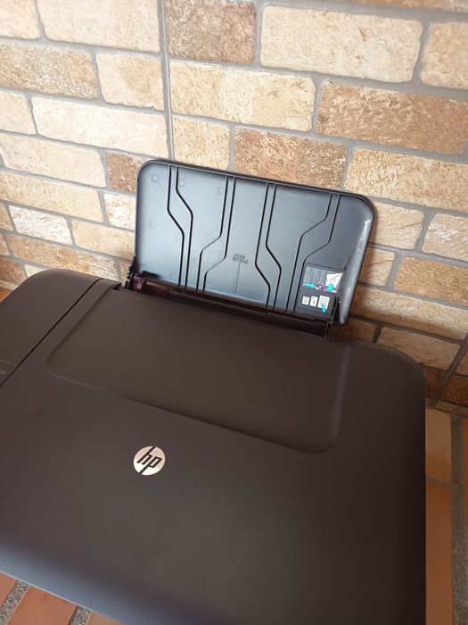 HP Deskjet 2050 Multifuncional – Funciona + Cabos