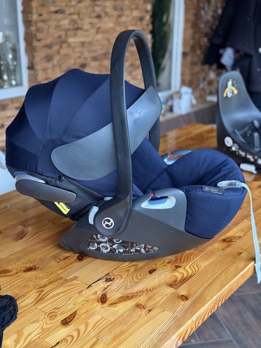Комплект Автолюлька Cybex Cloud Z i-Size platinum+ база Cybex Base