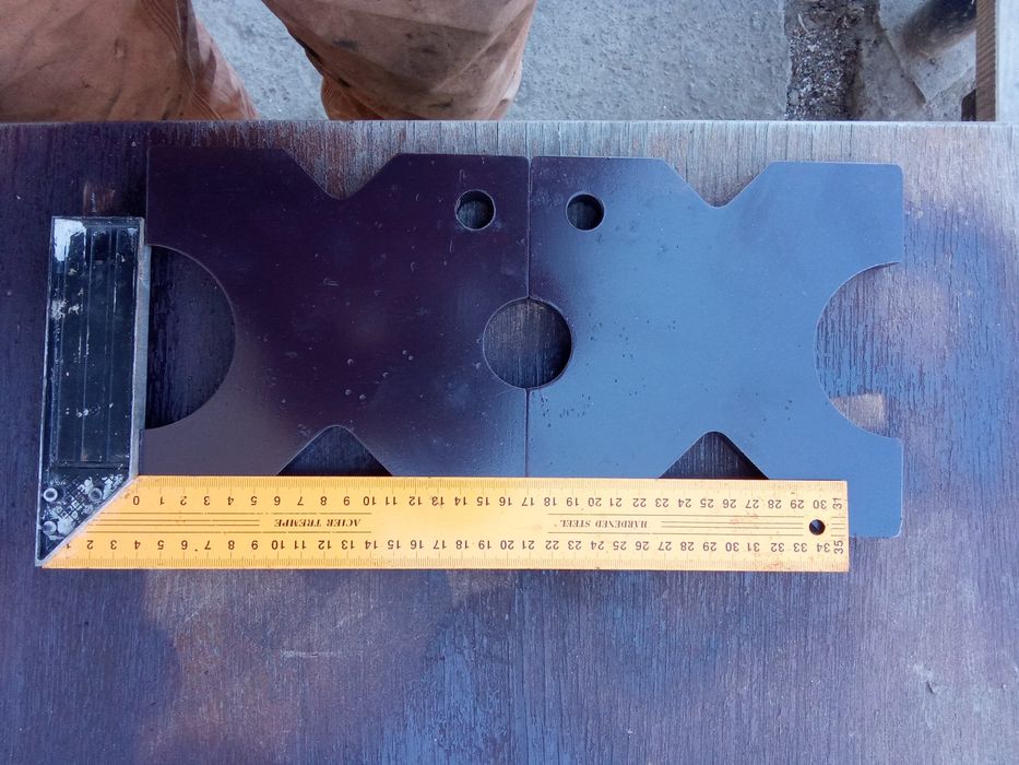 Наставки,плити,плиты с вырезом для распресовки валов для гидропреса