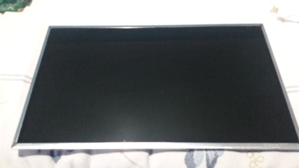Toshiba Satellite L855-10P- Às Peças (preços individuais na descrição)