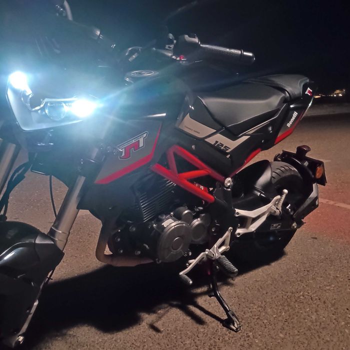 Benelli TNT 125 | Edição de Design Italiano (2021)