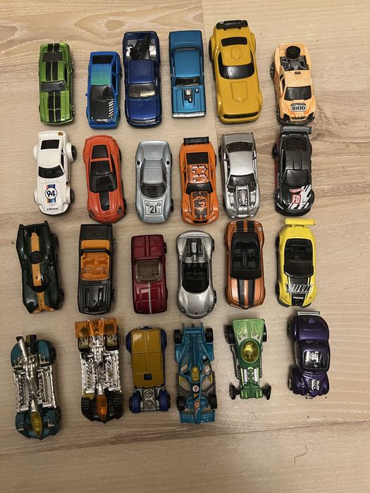 Хот вілс Hot Wheels металеві машинки оригіналні