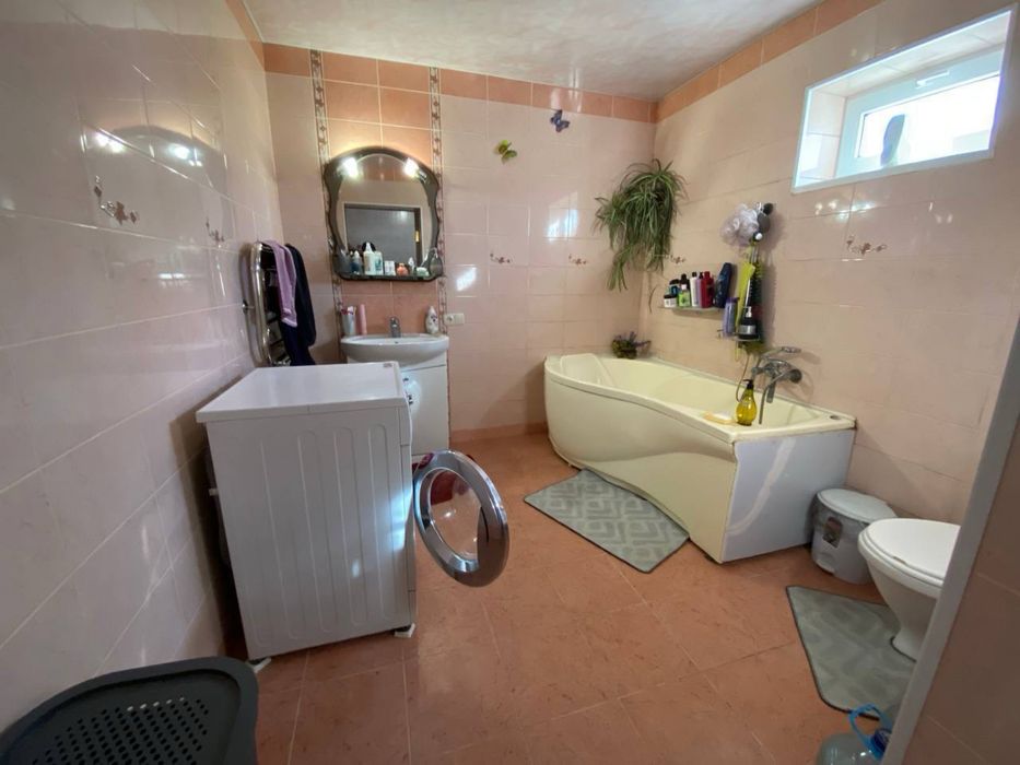 Будинок у Піщанці продаж