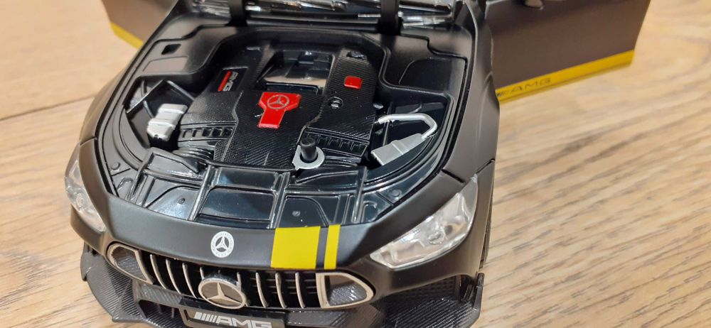 Mercedes AMG GT63 1:24, napęd, światła, dźwięk