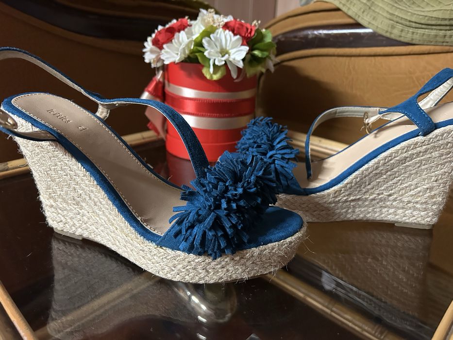 Sandálias azul-petróleo Lefties