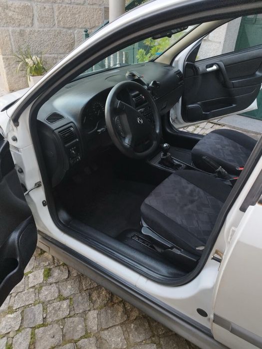 Carro Opel Astra