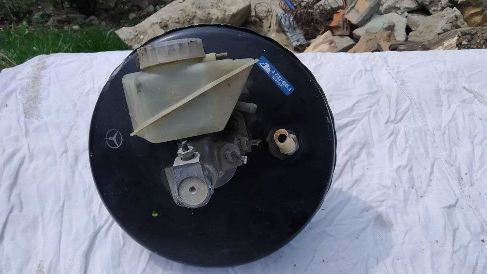 мерседес  вакум з головним целідром