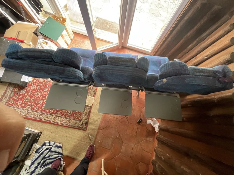 Plotronas, sofás triplo