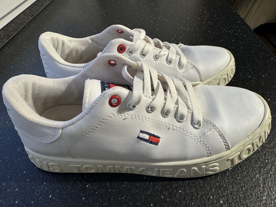 Buty Tommy Hilfiger 38 roz