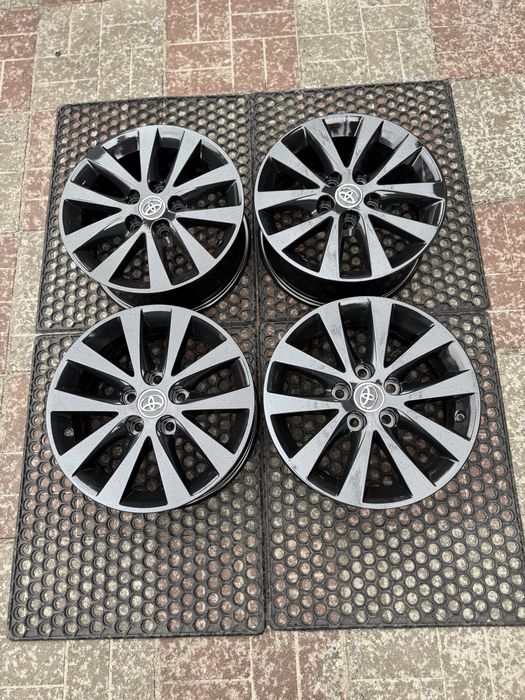 Диски оригінал toyota camry 55 70 avensis corolla auris 5 114,3 r16