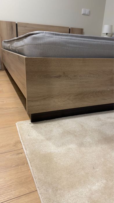 Cama com colchão 190x140