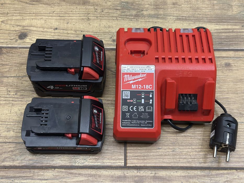 Zestaw Milwaukee | bateria M18 2AH oraz M18 4AH + ładowarka M12-18C