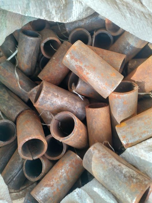 Втулка (палец 70 гр) ушка задней рессоры Газ-51-52 Новая, с хранения.