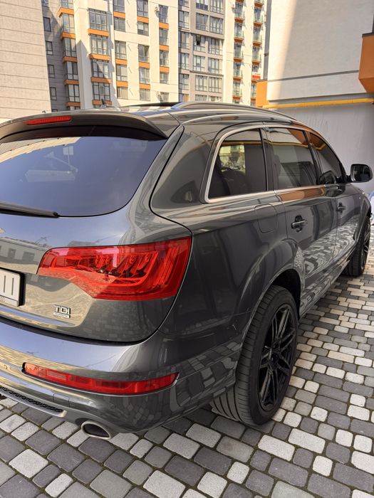 Продам Audi Q7 в гарному стані