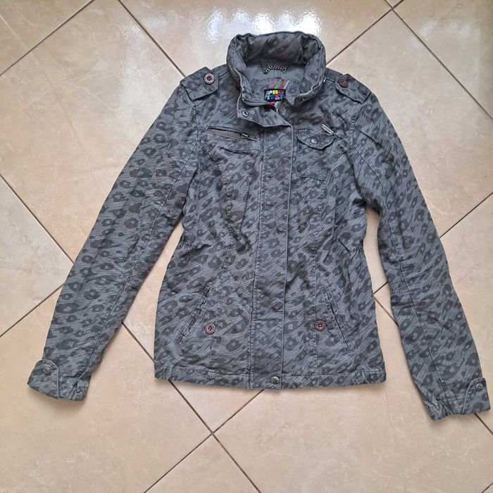 Kurtka w cętki  r.M