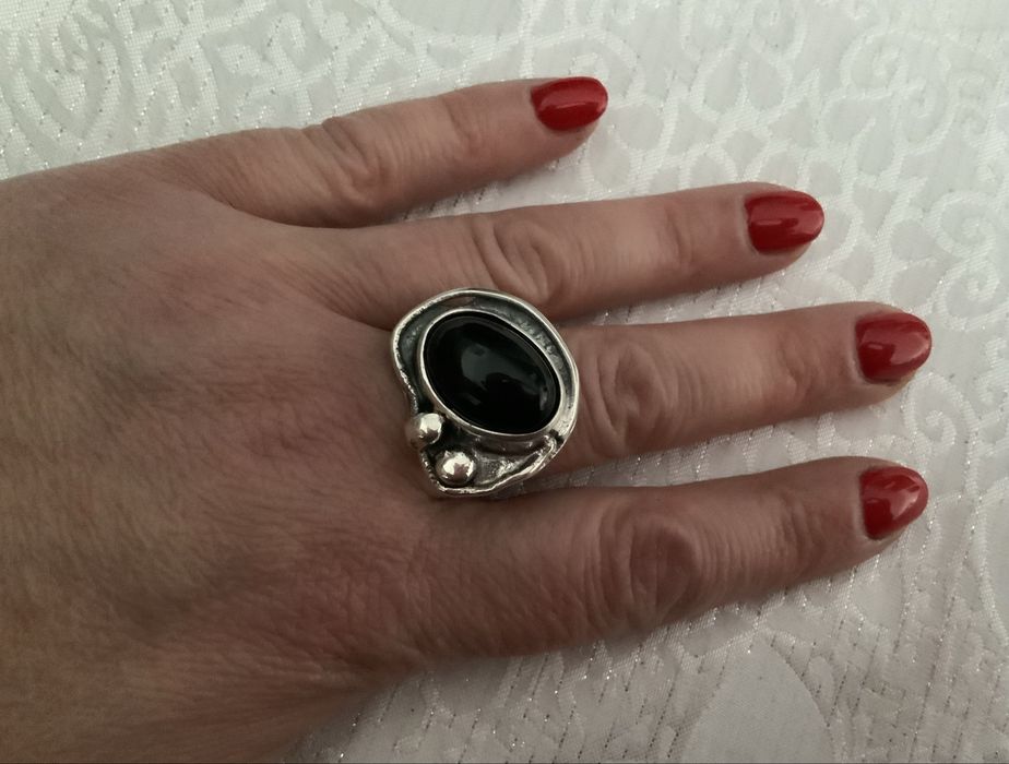 Pierścionek z bursztynem srebro 925