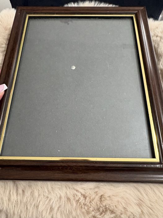 Brązowa duża drewniana ramka