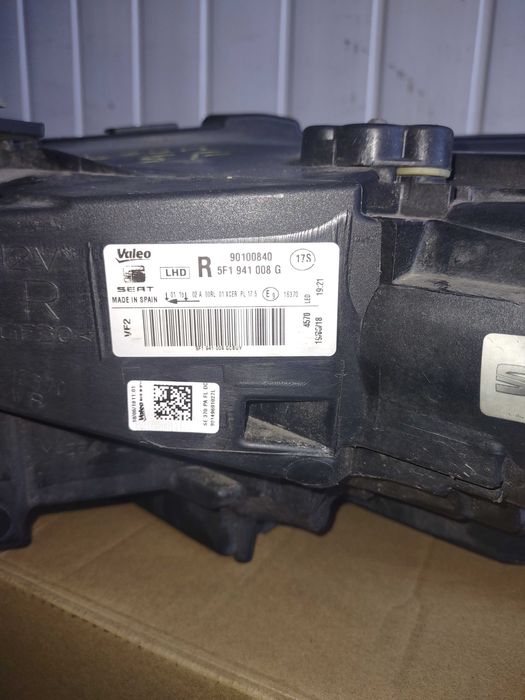 Lampa led Seat Leon prawa