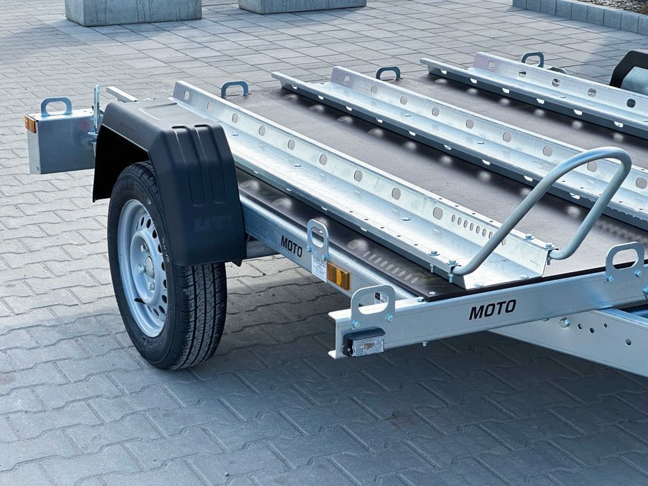 TEMARED MOTO 3 Premium DMC 750 kg na 3 motocykle podłoga sklejkowa