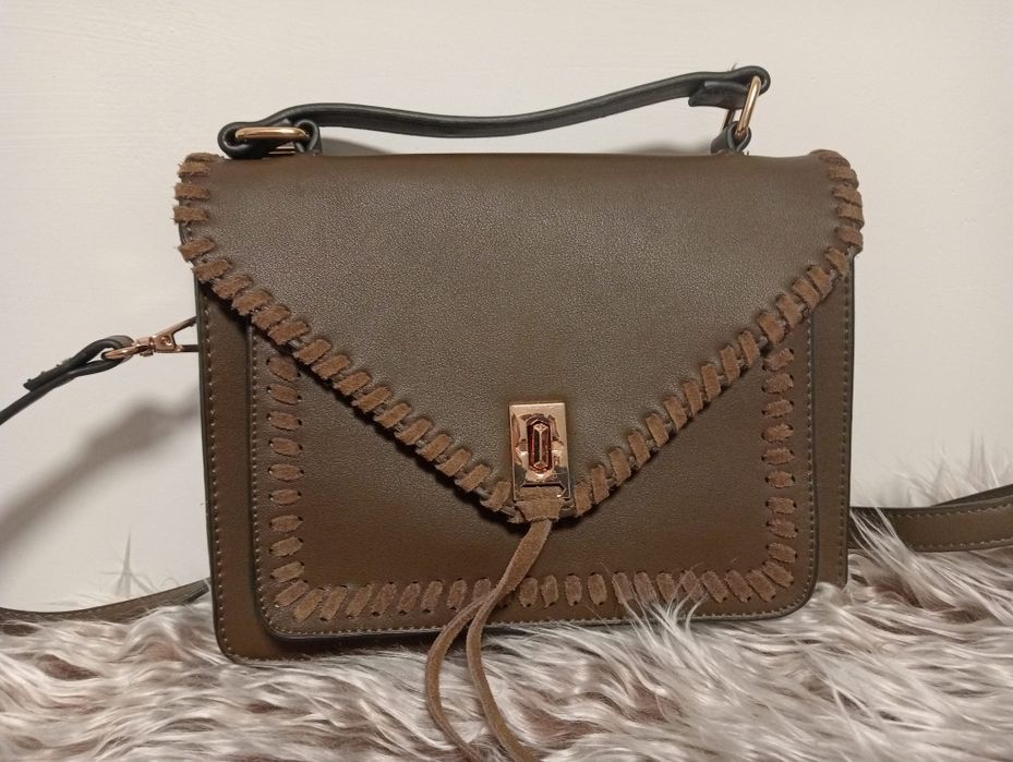 Torebka damska listonoszka