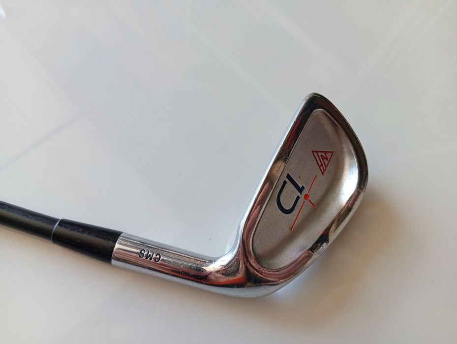 Kij golfowy marki Mizuno