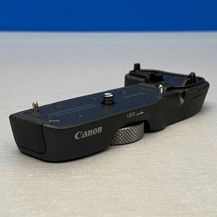 Canon EG-E1 Extension Grip (Canon RP/R8)