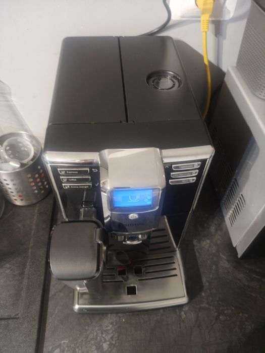 Ekspres Philips LatteGo 5000 EP5330