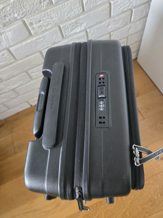 Samsonite Restackd 55cm