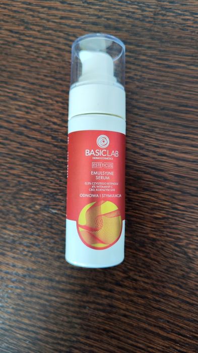 Basiclab serum z retinolem