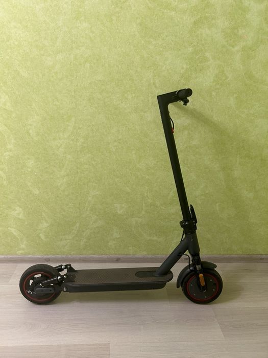 Електросамокат Xiaomi