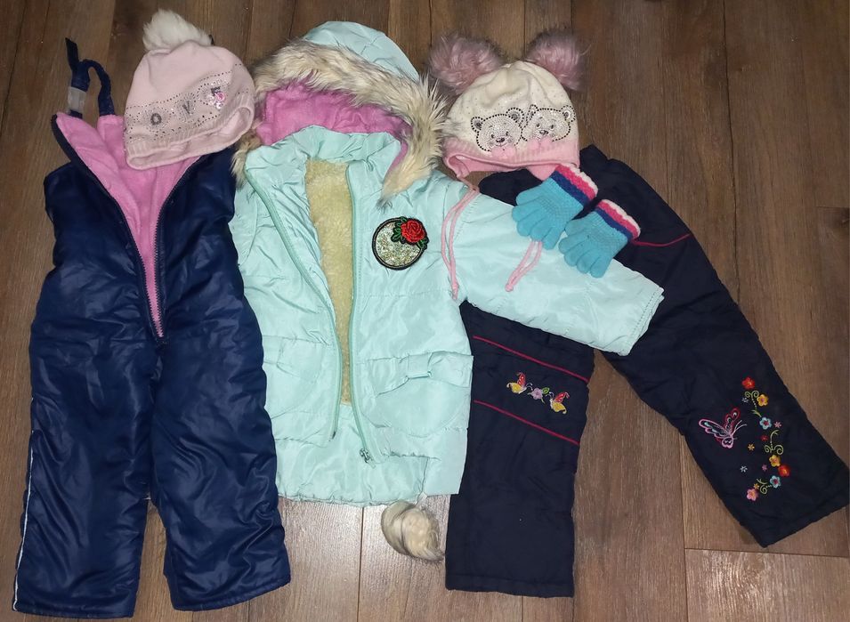 Зимовий костюм на дівчинку
