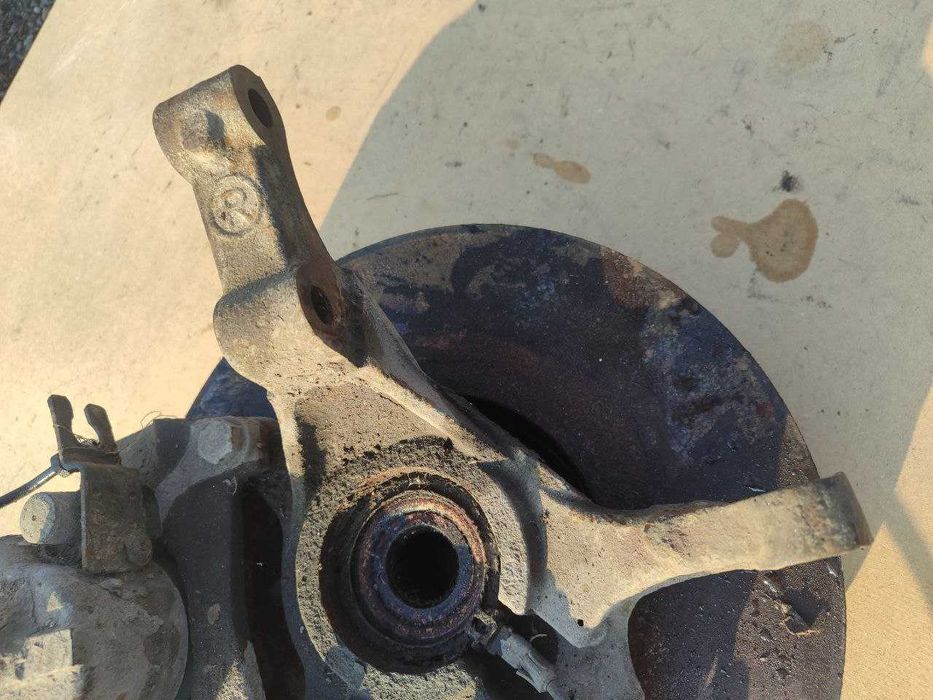 Передняя ступица Renault Espace (Рено Эспейс)